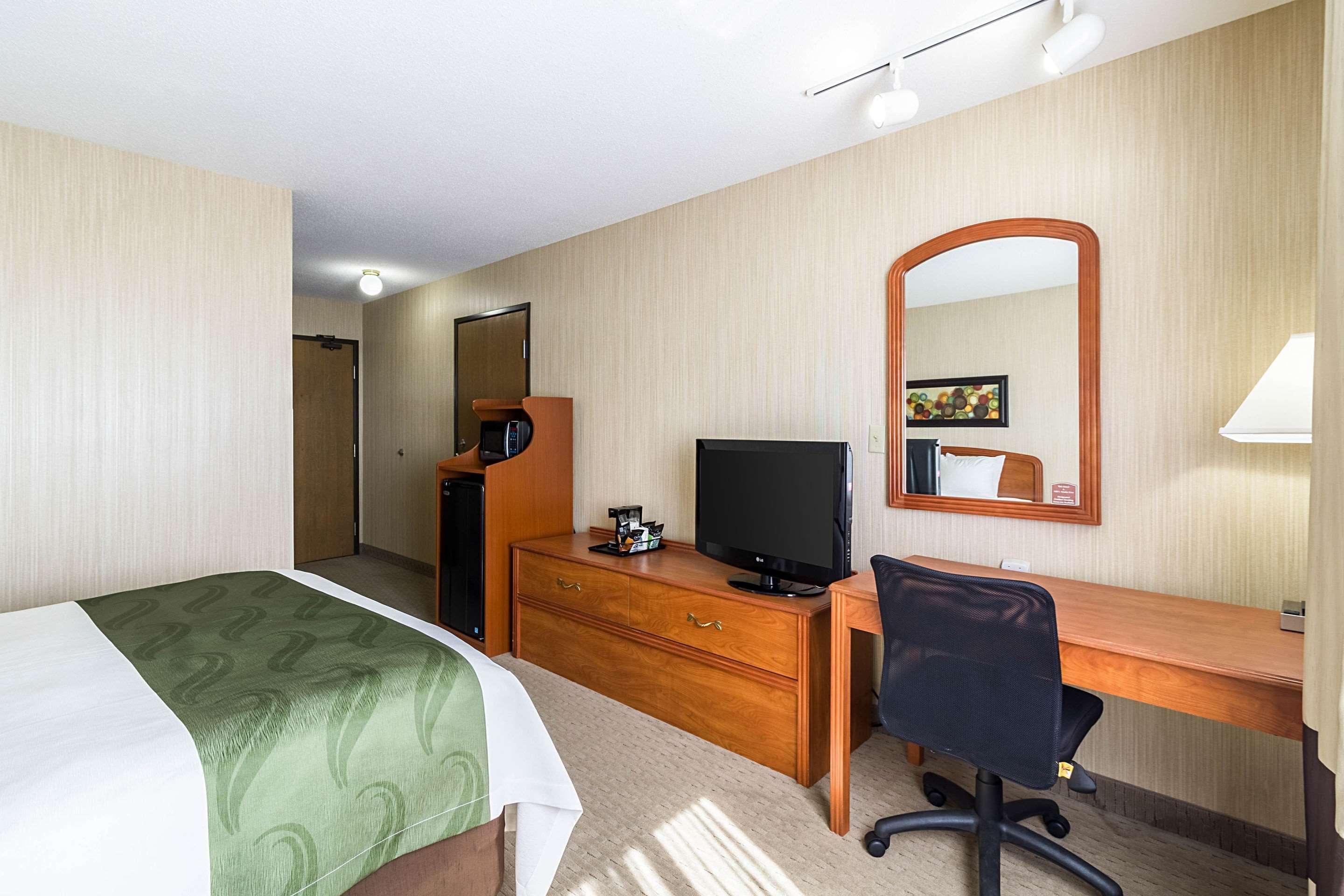 Quality Inn Marshall Mn Near University Eksteriør billede