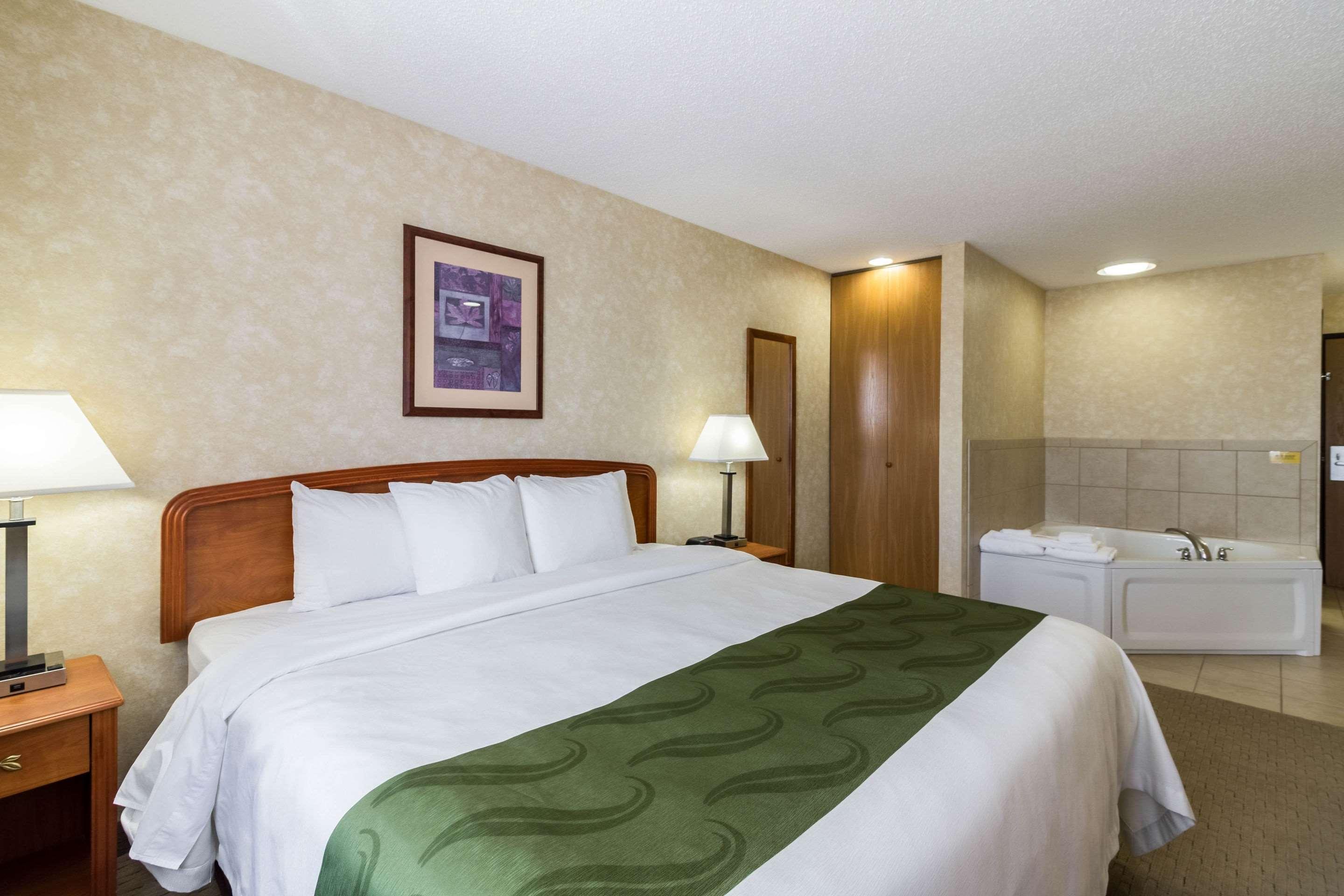 Quality Inn Marshall Mn Near University Eksteriør billede